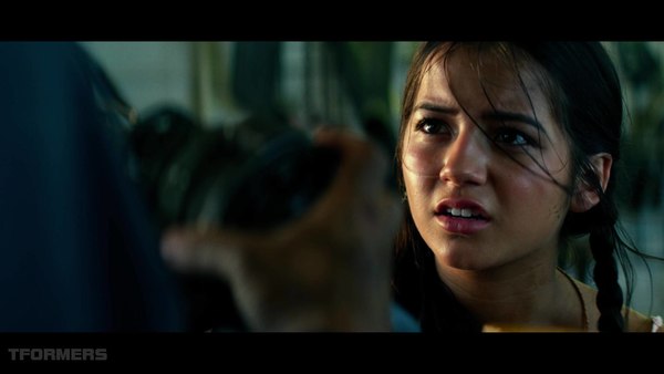 Transformers The Last Knight Theatrical Trailer HD Screenshot Gallery 128 (128 of 788)